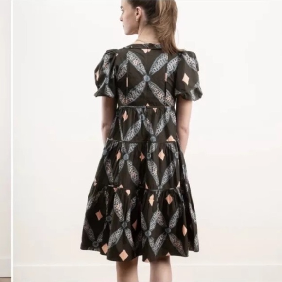 Ulla Johnson army green boho pint tiered knee/midi length dress. Size 6 - Picture 2 of 10